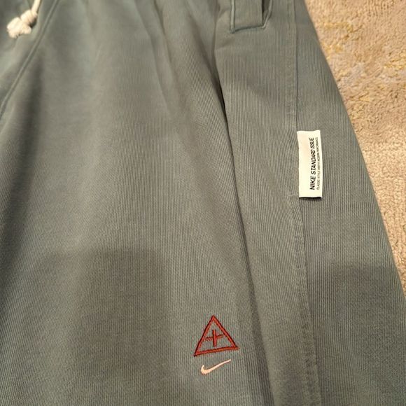 Nike standard issue men's drop-fit joggers size XXL in EUC - Picture 5 of 11